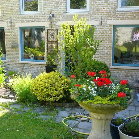 D'hotes Les Capucins Bed & Breakfast Bergues