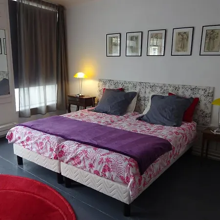 D'hotes Les Capucins Bed & Breakfast Bergues